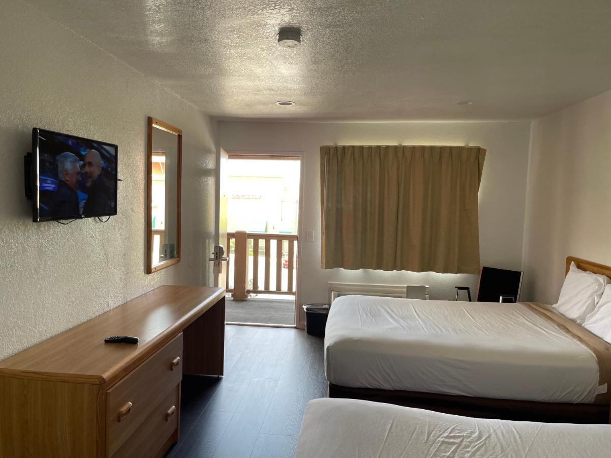 Palms Inn & Suites Palmdale Exterior foto